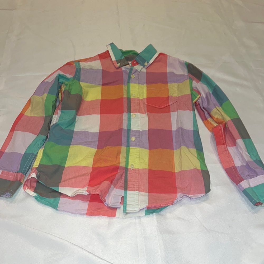 Gap boy’s long sleeve button down collared dress shirt